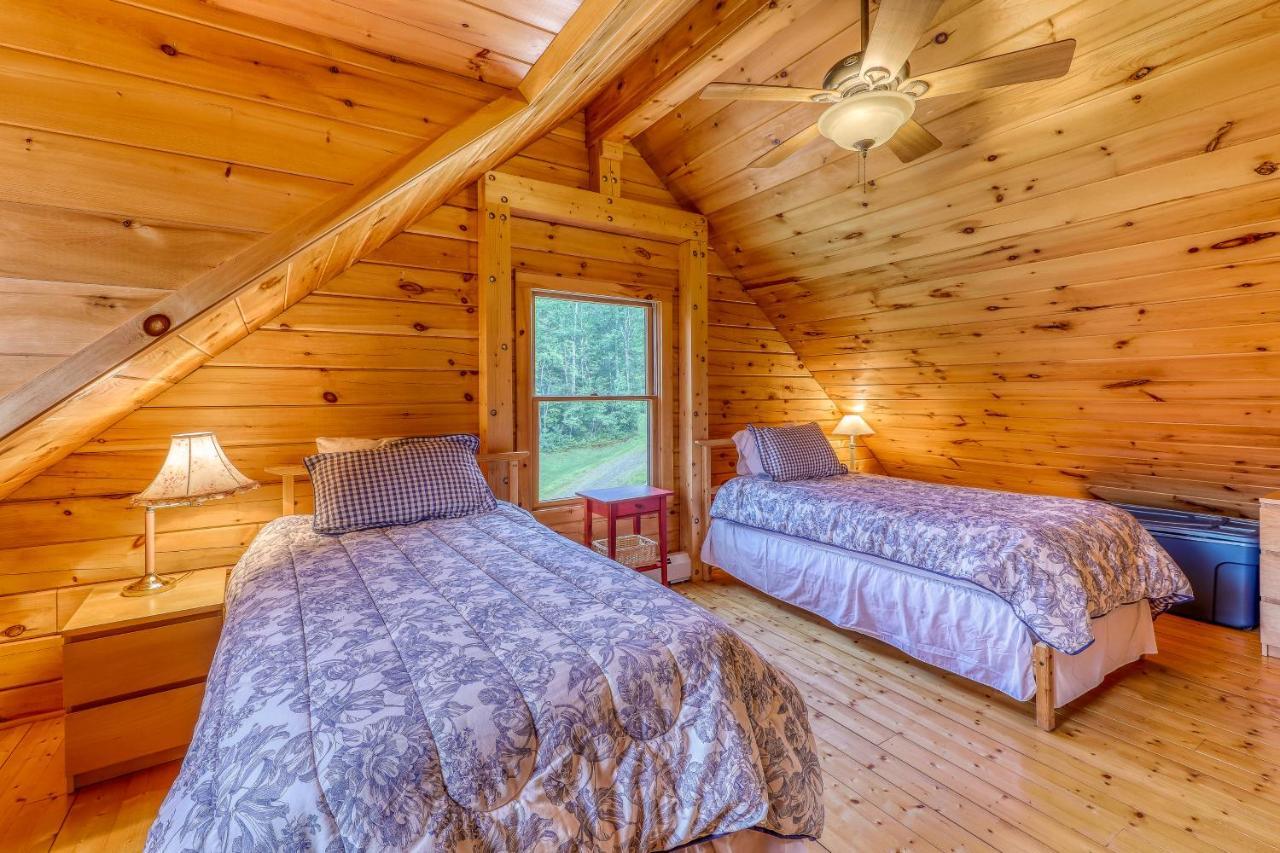 Log Cabin Escape Jacksonville Exterior photo